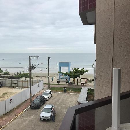 Apartamento Meia Praia Lateral Mar イタペマ エクステリア 写真