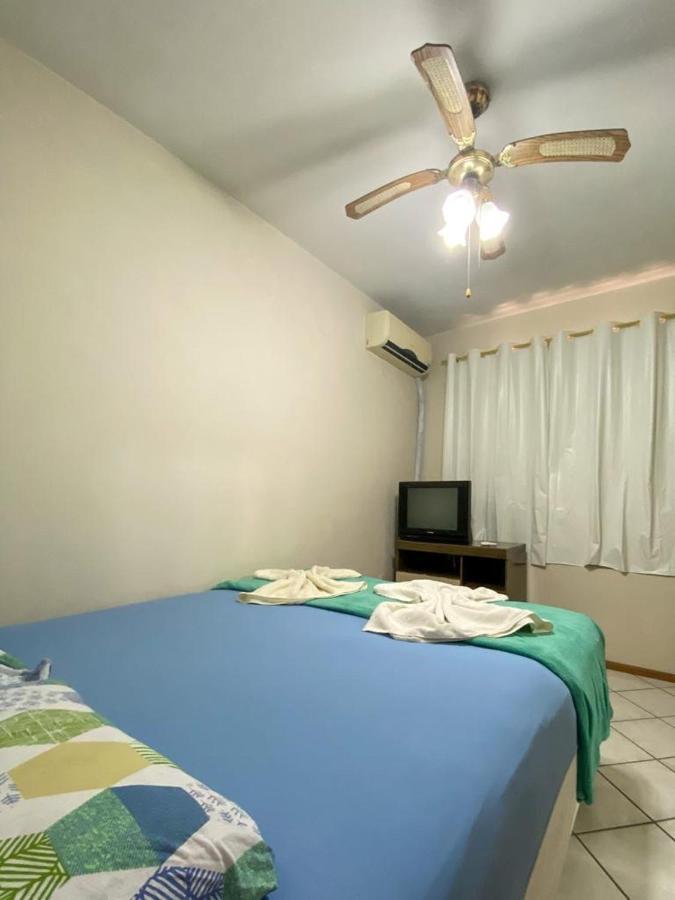 Apartamento Meia Praia Lateral Mar イタペマ エクステリア 写真